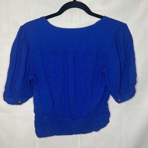 MAEVE BY ANTHROPOLOGIE BLUE BUTTON CROP TOP (SIZE 4) - Picture 6 of 8